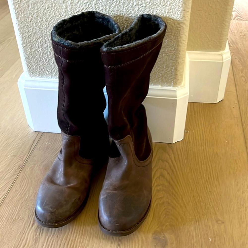 Olukai Leather Boots - size 7